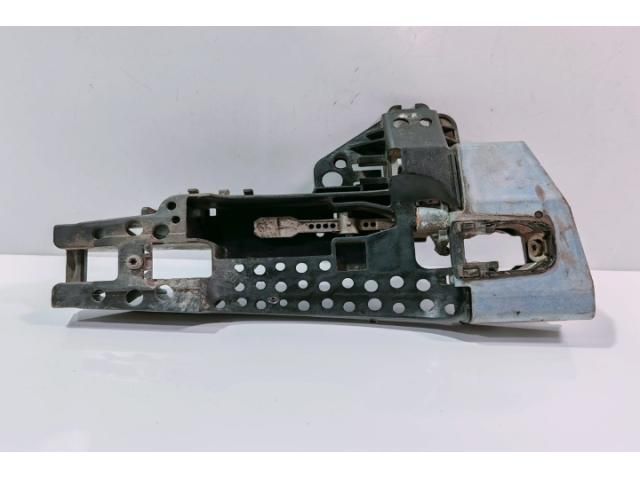 bontott AUDI Q5 Bal első Kilincs Hátulja