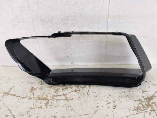 bontott AUDI Q5 Bal első Lámpabúra