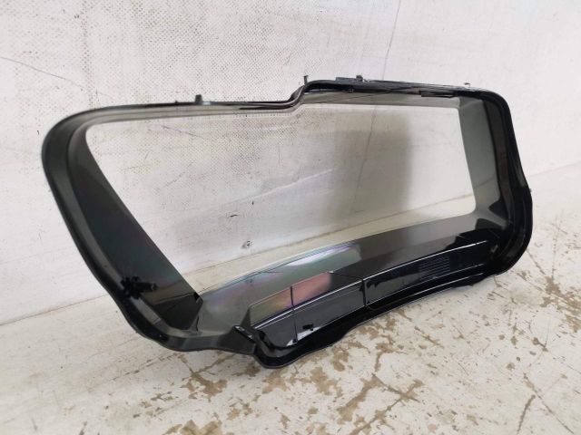 bontott AUDI Q5 Bal első Lámpabúra