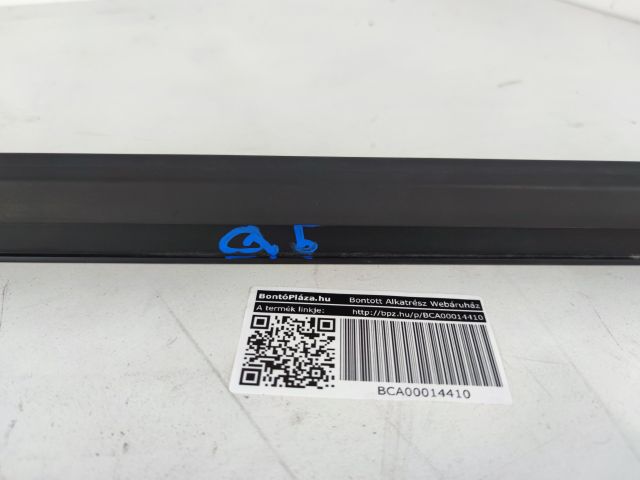 bontott AUDI Q5 Bal első Vízlehúzó Gumicsík