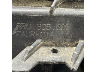 bontott AUDI Q5 Bal Fényszóró Tartó