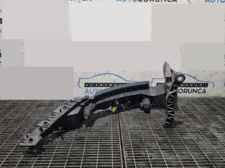 bontott AUDI Q5 Bal Fényszóró Tartó