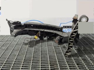 bontott AUDI Q5 Bal Fényszóró Tartó