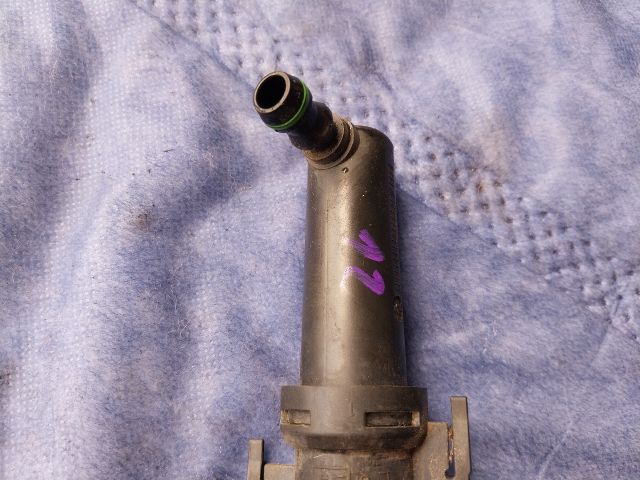 bontott AUDI Q5 Bal Fényszórómosó Fúvóka