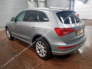 bontott AUDI Q5 Bal hátsó Ajtó Kárpit