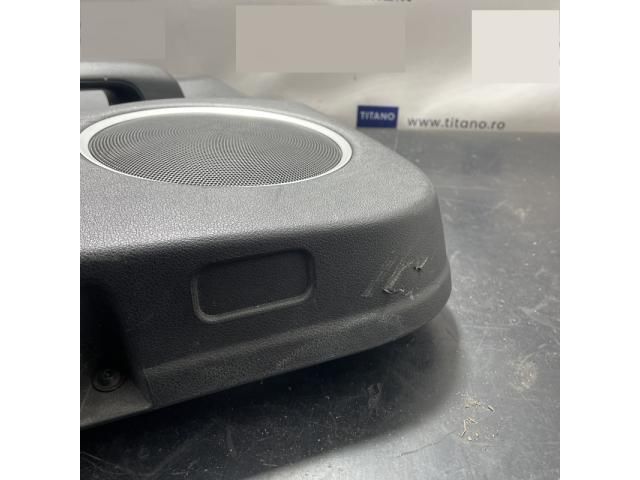 bontott AUDI Q5 Bal hátsó Ajtó Kárpit