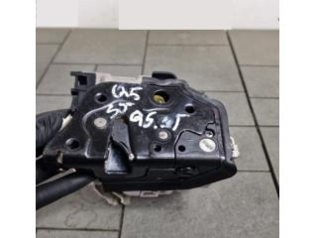 bontott AUDI Q5 Bal hátsó Ajtózár