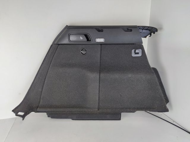 bontott AUDI Q5 Bal hátsó Csomagtér Burkolat (Műanyag)