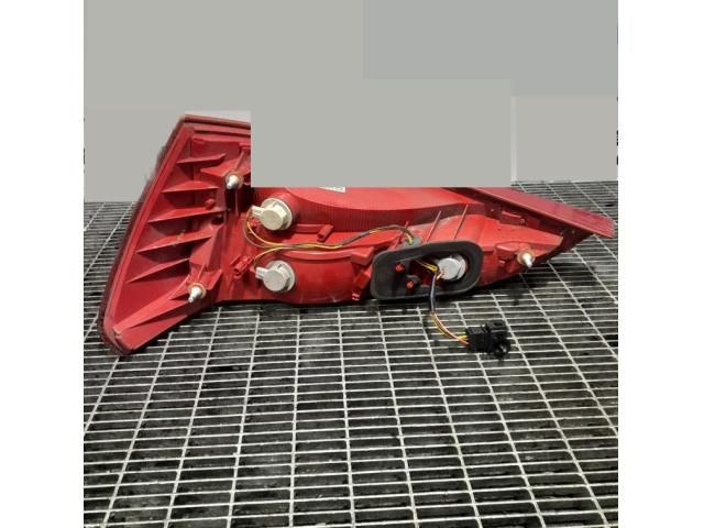 bontott AUDI Q5 Bal Hátsó Lámpa