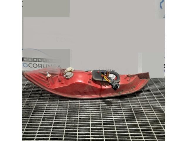 bontott AUDI Q5 Bal Hátsó Lámpa