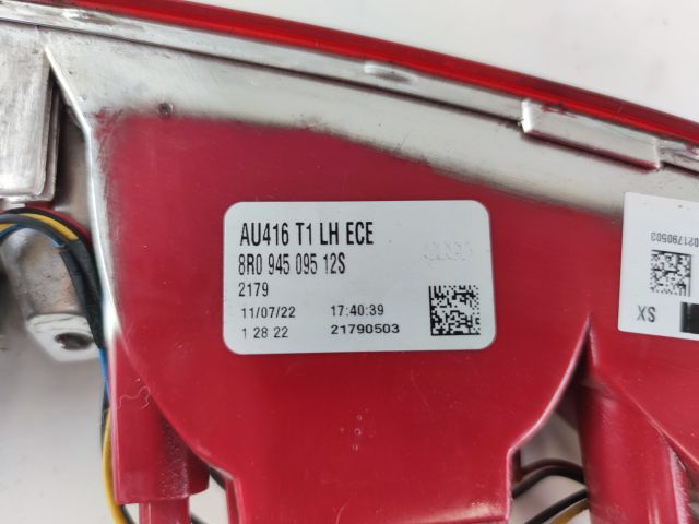 bontott AUDI Q5 Bal Hátsó Lámpa