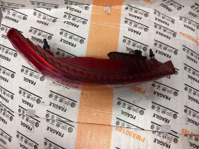 bontott AUDI Q5 Bal Hátsó Lámpa