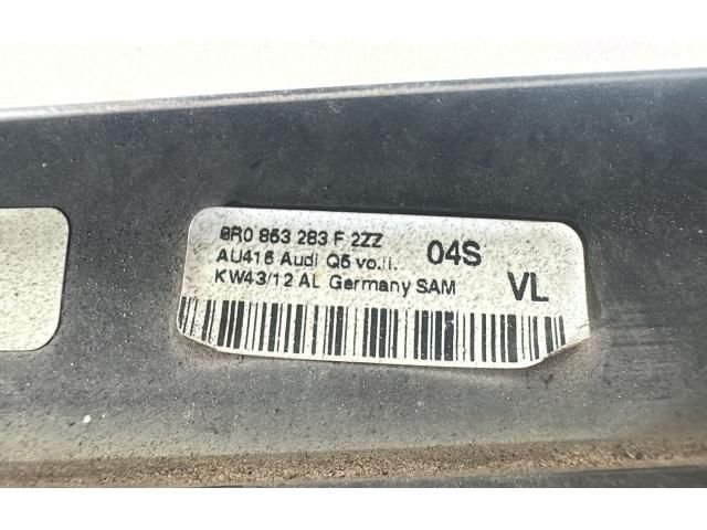 bontott AUDI Q5 Bal hátsó Vízlehúzó Gumicsík