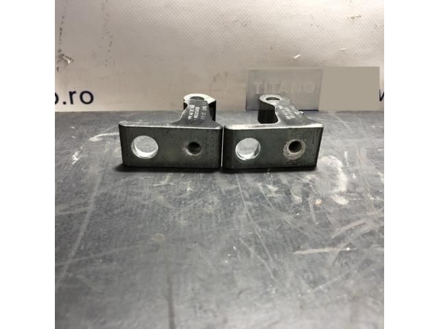 bontott AUDI Q5 Bal hátsó Zsanér