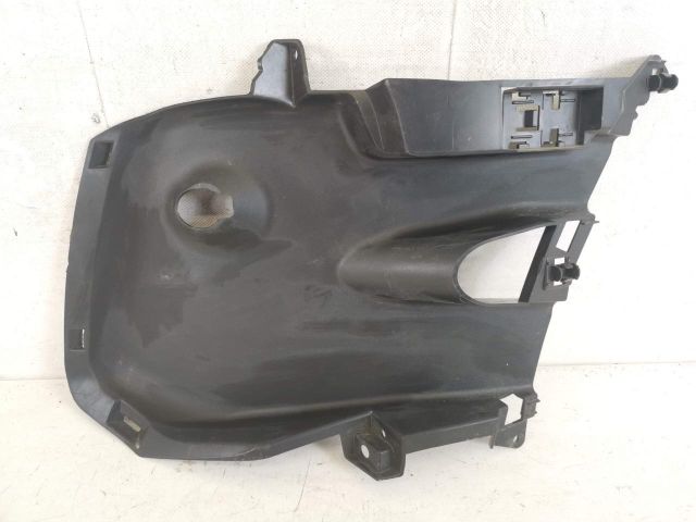 bontott AUDI Q5 Bal Hűtő Légterelő