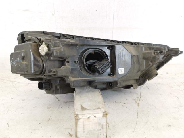 bontott AUDI Q5 Bal Ledes Fényszóró
