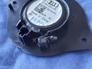 bontott AUDI Q5 Bal Műszerfal Hangszóró