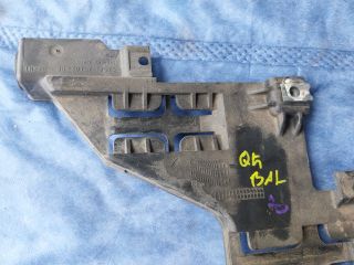 bontott AUDI Q5 Bal Sárvédő Oldaltartó