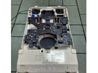 bontott AUDI Q5 Beltér Világítás Első