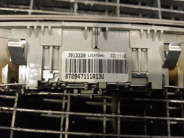 bontott AUDI Q5 Beltér Világítás Első