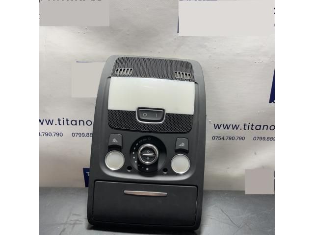 bontott AUDI Q5 Beltér Világítás Első