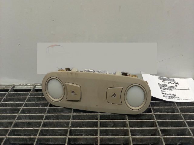 bontott AUDI Q5 Beltér Világítás Első