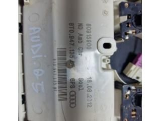 bontott AUDI Q5 Beltér Világítás Első