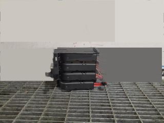 bontott AUDI Q5 Biztosítéktábla Utastér