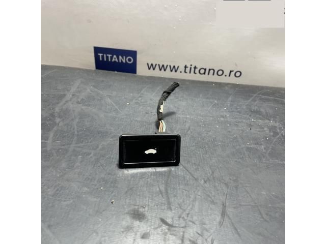 bontott AUDI Q5 Csomagtér Nyitó Kar / Gomb