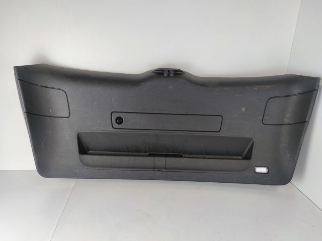 bontott AUDI Q5 Csomagtérajtó Burkolat (Részeivel)