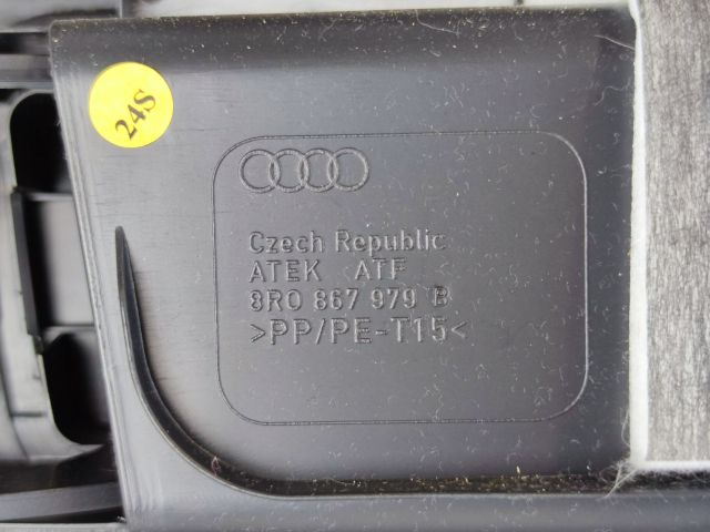 bontott AUDI Q5 Csomagtérajtó Burkolat (Részeivel)