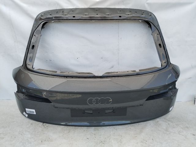 bontott AUDI Q5 Csomagtérajtó (Üres lemez)