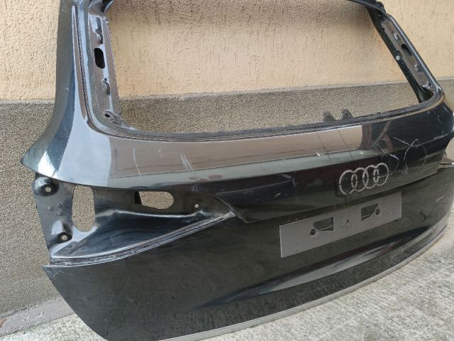 bontott AUDI Q5 Csomagtérajtó (Üres lemez)