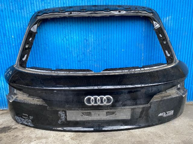 bontott AUDI Q5 Csomagtérajtó (Üres lemez)