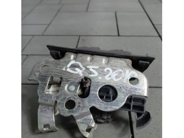 bontott AUDI Q5 Csomagtérajtó Zárszerkezet