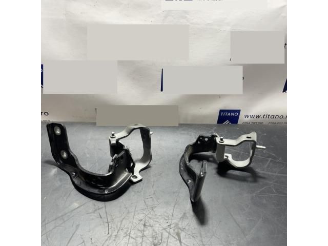 bontott AUDI Q5 Csomagtérajtó Zsanér