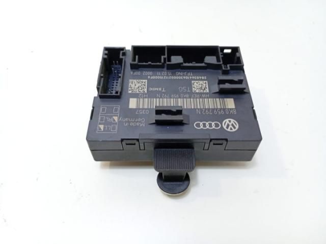 bontott AUDI Q5 Elektronika (Magában)