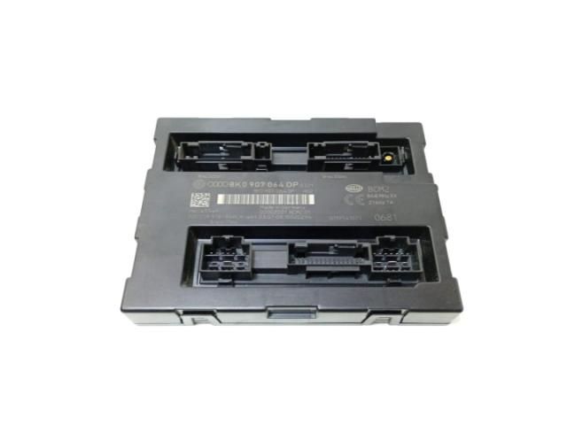 bontott AUDI Q5 Elektronika (Magában)