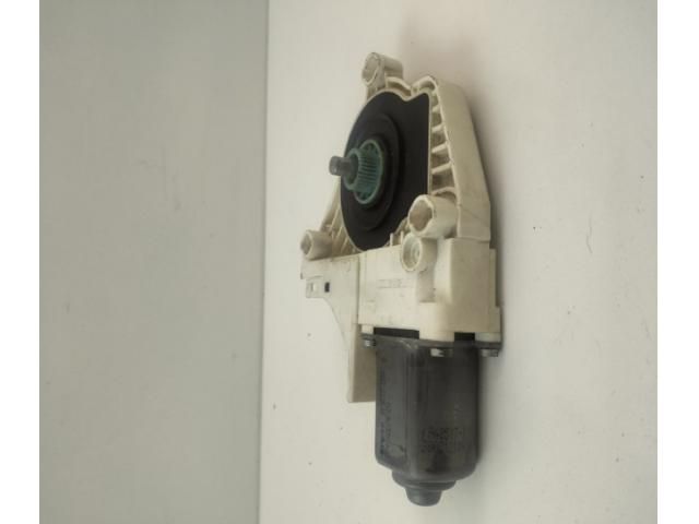 bontott AUDI Q5 Elektronika (Magában)