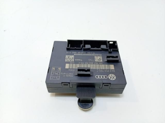 bontott AUDI Q5 Elektronika (Magában)