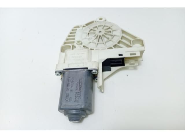 bontott AUDI Q5 Elektronika (Magában)