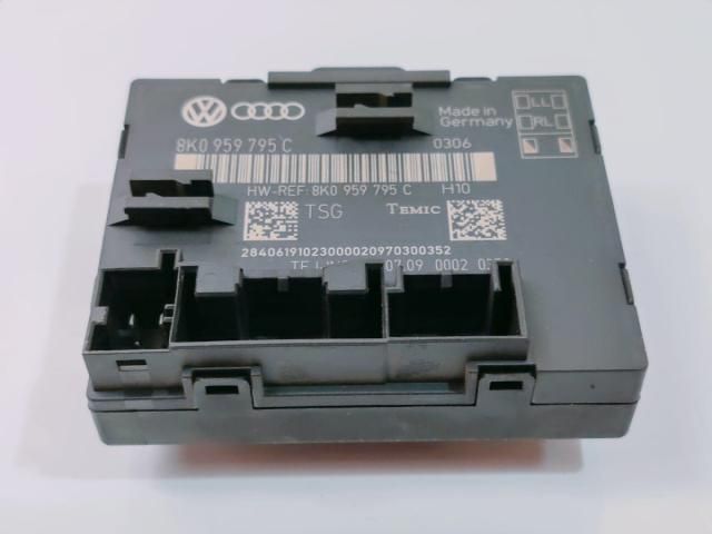 bontott AUDI Q5 Elektronika (Magában)