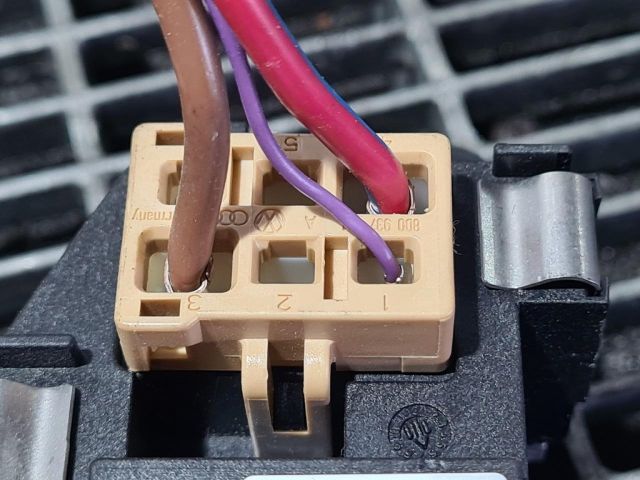 bontott AUDI Q5 Előtét Ellenállás Fűtőmotor