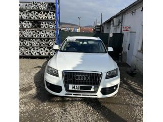 bontott AUDI Q5 Első Koptató