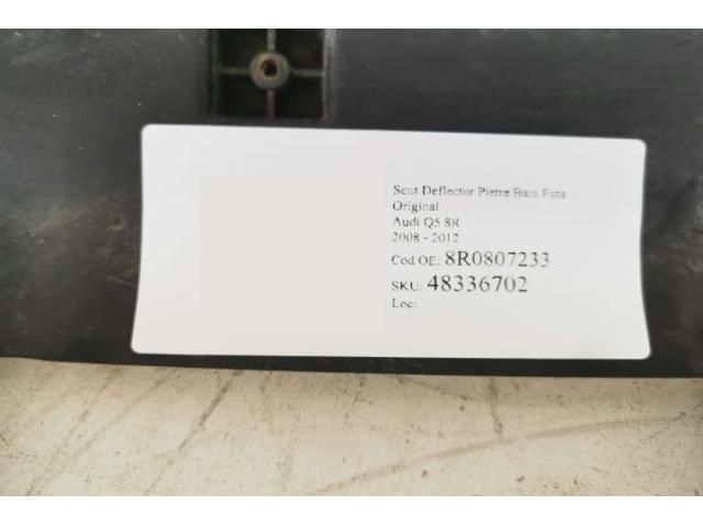 bontott AUDI Q5 Első Lökhárító Alsó Tálca