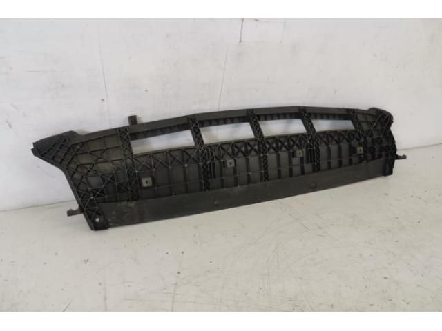 bontott AUDI Q5 Első Lökhárító Alsó Tálca