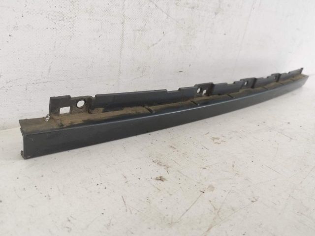 bontott AUDI Q5 Első Lökhárító Díszléc