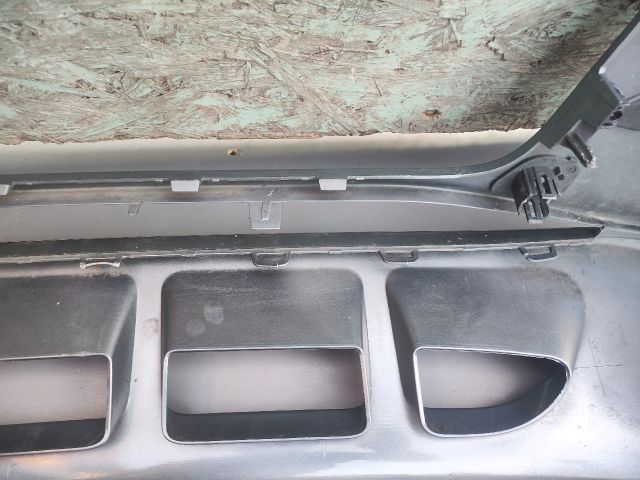 bontott AUDI Q5 Első Lökhárító (Üresen)