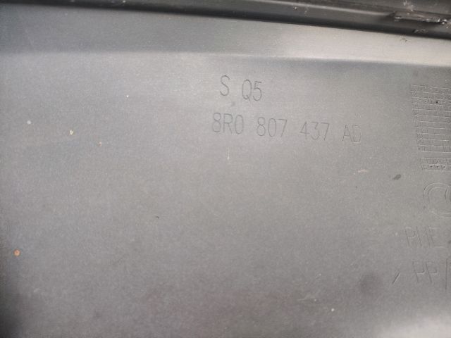 bontott AUDI Q5 Első Lökhárító (Üresen)