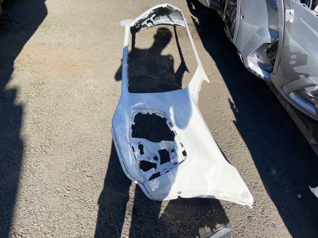 bontott AUDI Q5 Első Lökhárító (Üresen)